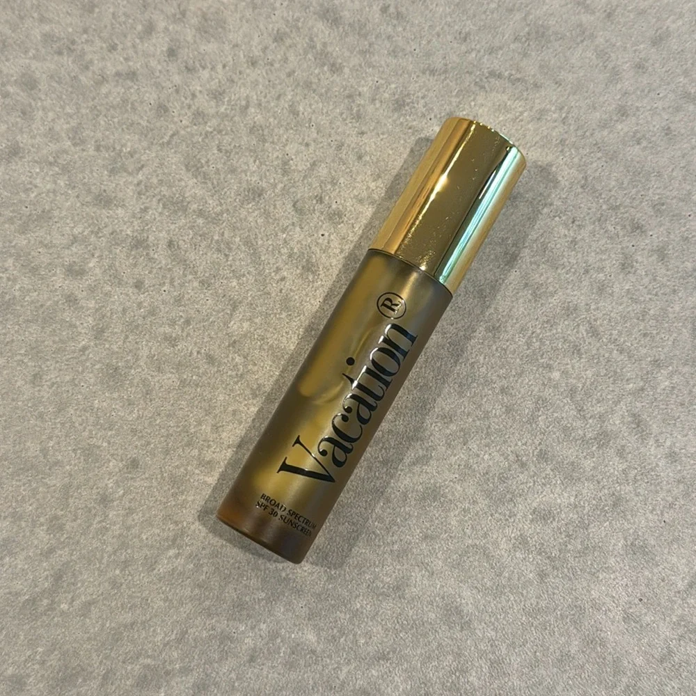 NWOT Vacation Chardonnay Lip Oil SPF 30